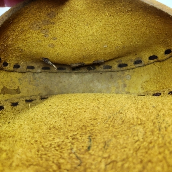 Vintage Floral Embossed Leather Purse - Picture 8 of 12